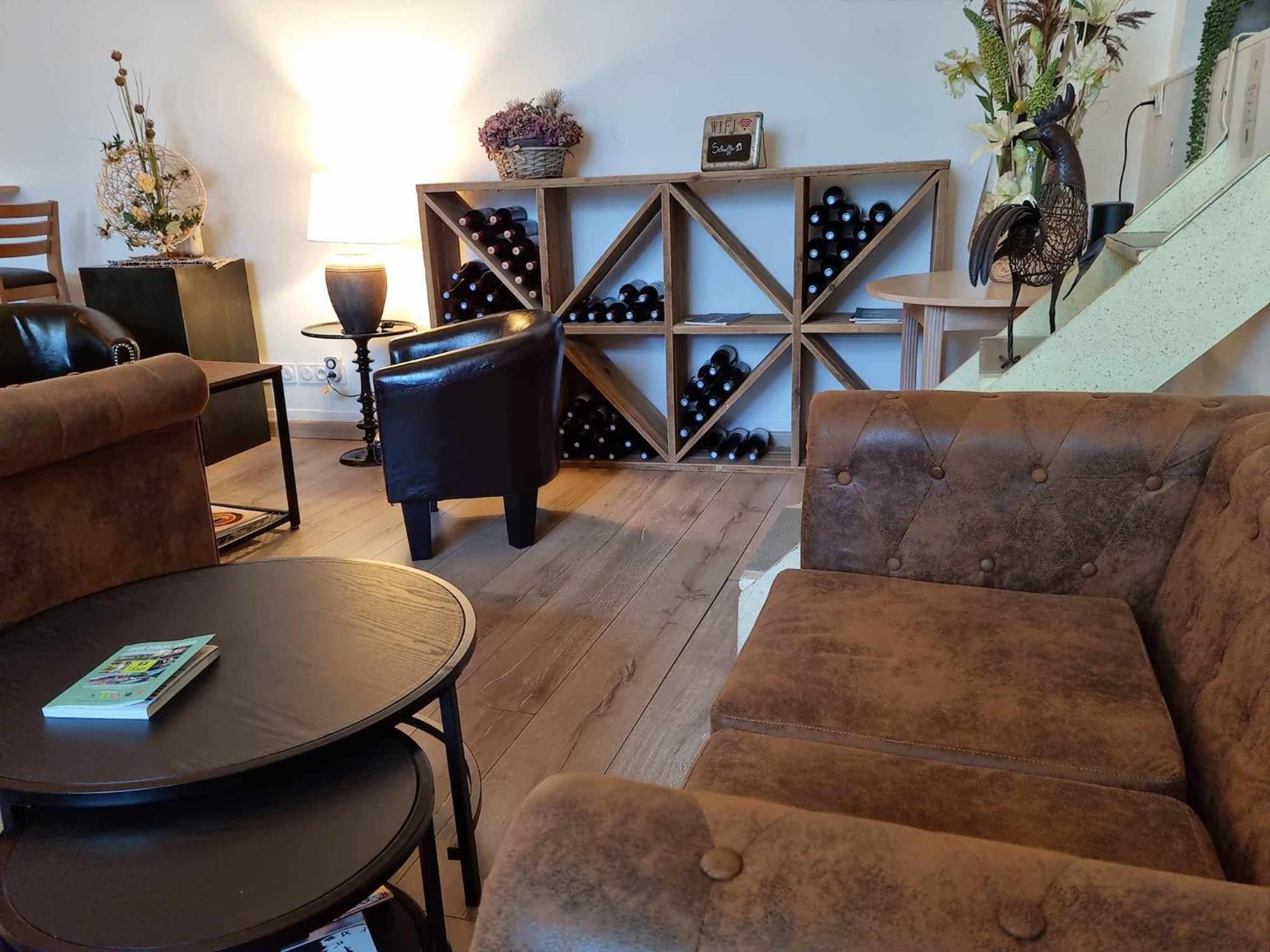 Logis Hotel Schaeffer- Restaurant Le Saint Georges Serrieres  Ngoại thất bức ảnh